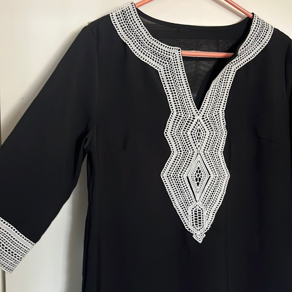 Black and white tunic